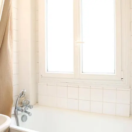 Superb Apt With Balcony Near The Moulin Rouge Appartement