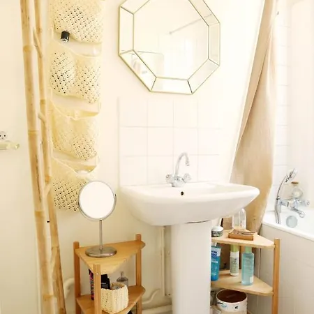 Superb Apt With Balcony Near The Moulin Rouge *